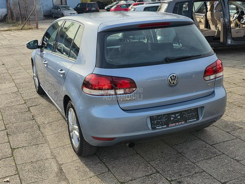 Volkswagen Golf 6 1.6tdi 77 HIGHLINE