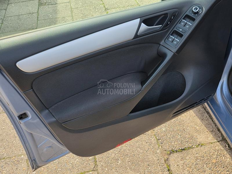 Volkswagen Golf 6 1.6tdi 77 HIGHLINE