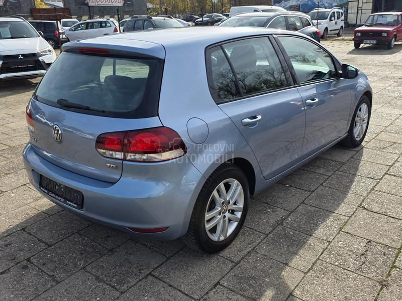 Volkswagen Golf 6 1.6tdi 77 HIGHLINE