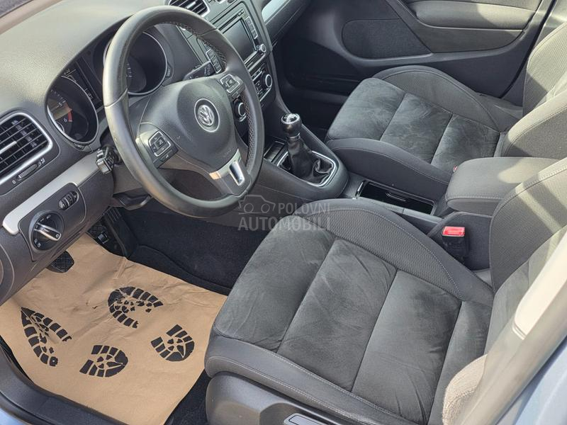 Volkswagen Golf 6 1.6tdi 77 HIGHLINE