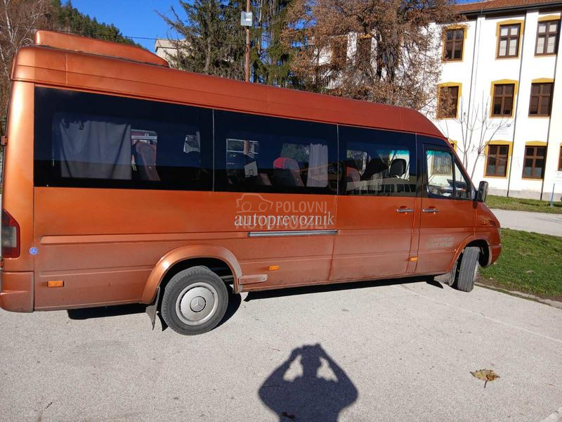 Mercedes Benz Sprinter 413