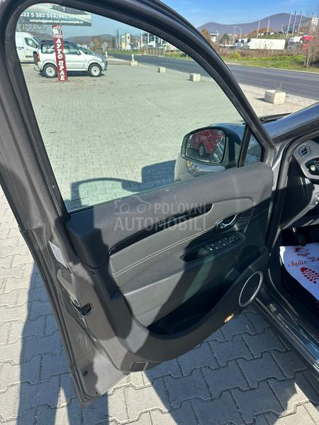 Renault Scenic 1.5 dci x-mod