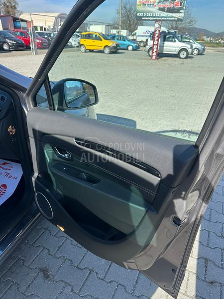 Renault Scenic 1.5 dci x-mod