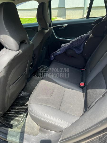 Volvo V60 D3