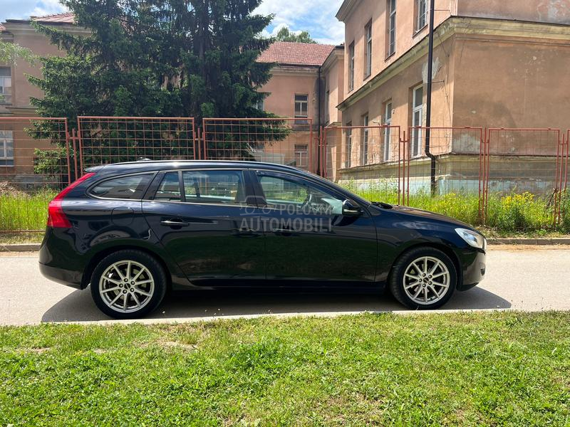 Volvo V60 D3