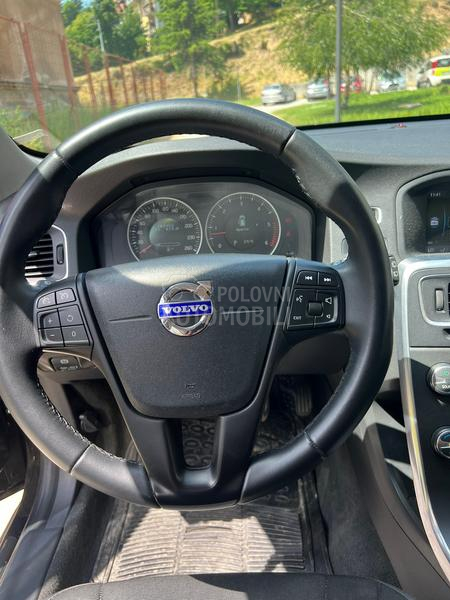 Volvo V60 D3