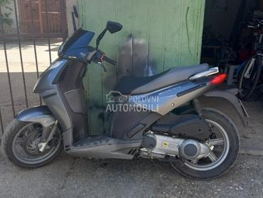 Aprilia sportcity 250 i.e.