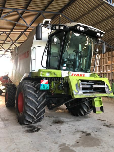 Claas lexion 530 no