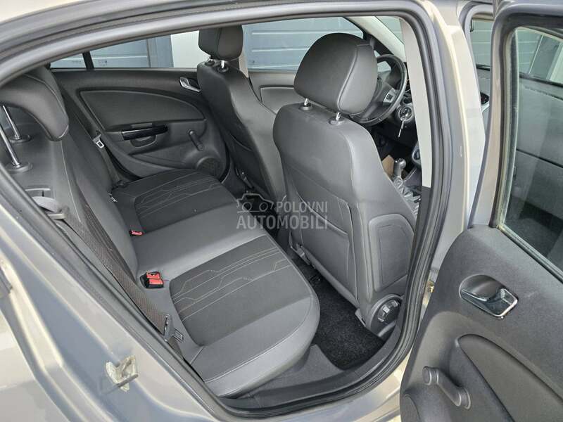 Opel Corsa D 1.2 COSMO