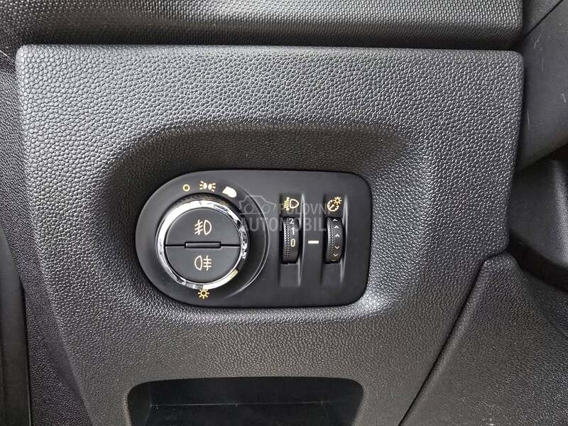 Opel Corsa D 1.2 COSMO