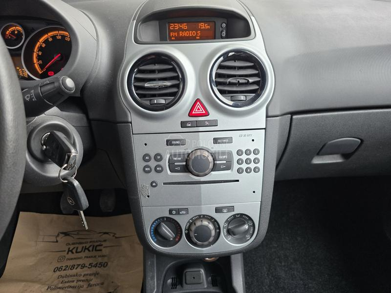 Opel Corsa D 1.2 COSMO