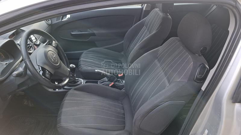 Opel Corsa D 1.3cdti