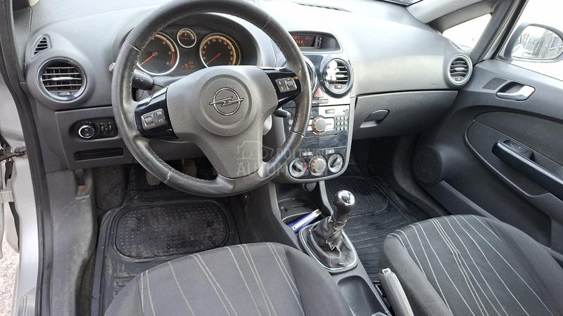 Opel Corsa D 1.3cdti