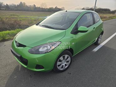 Mazda 2 1.4  T O P
