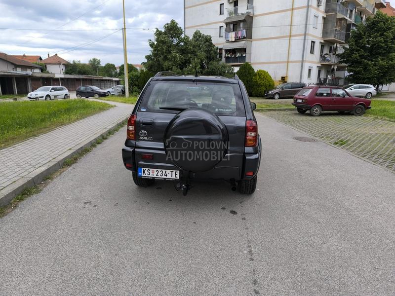 Toyota RAV 4 2.0 CRDI 4X4