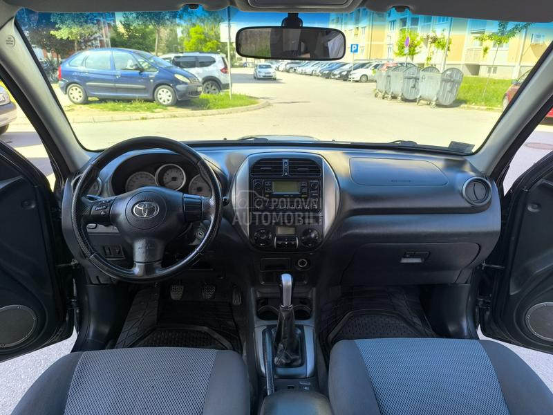 Toyota RAV 4 2.0 CRDI 4X4