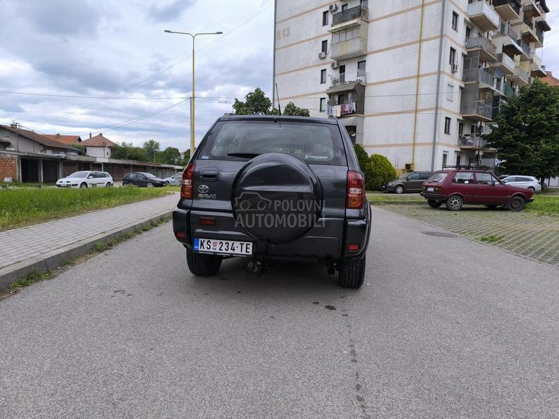 Toyota RAV 4 2.0 CRDI 4X4