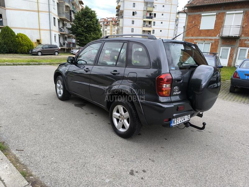 Toyota RAV 4 2.0 CRDI 4X4