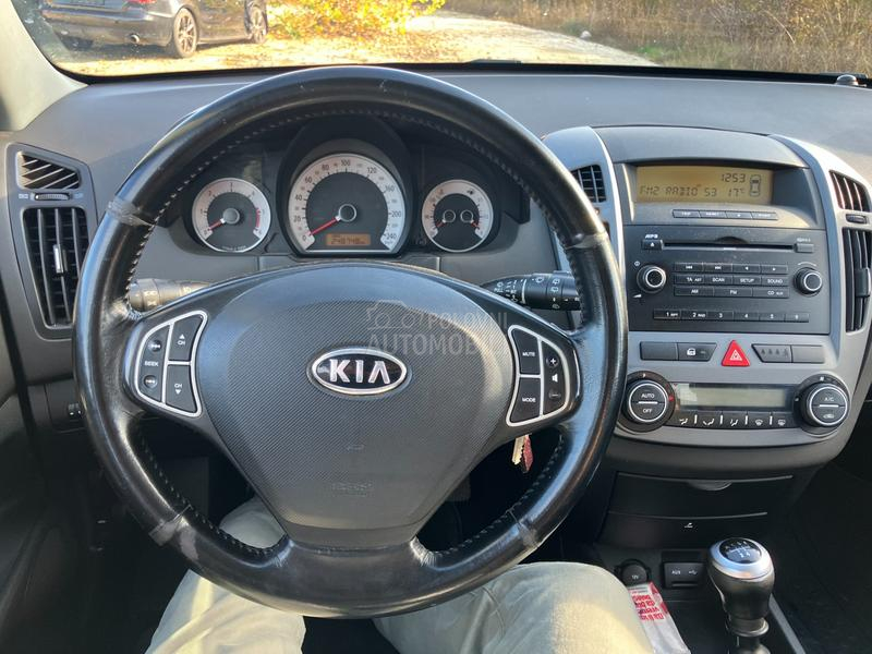 Kia cee`d sw 1.6 crdi