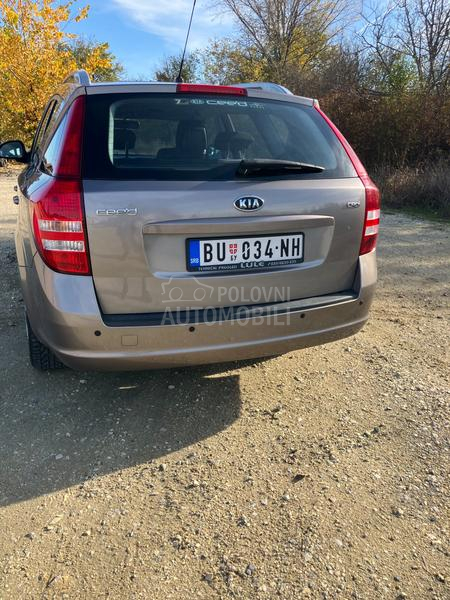Kia cee`d sw 1.6 crdi