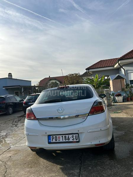 Opel Astra H 17gtc