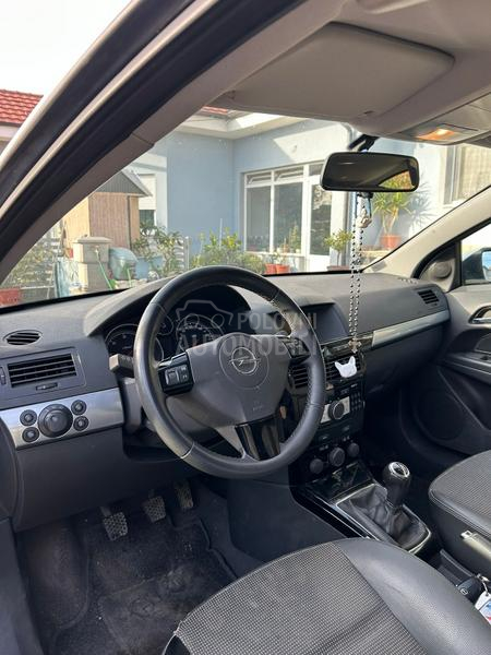 Opel Astra H 17gtc