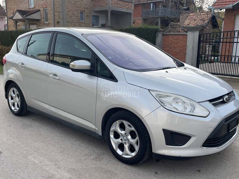 Ford C-Max 1.6 77 k w servi sna