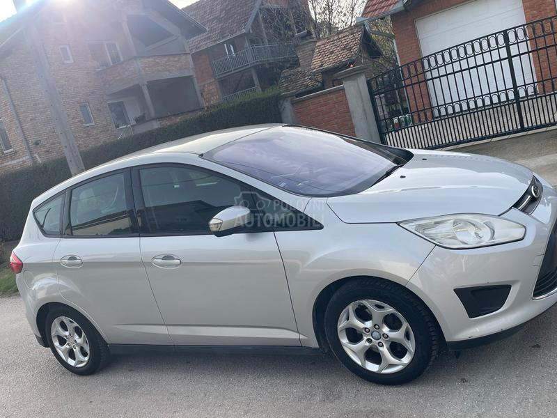 Ford C-Max 1.6 77 k w servi sna