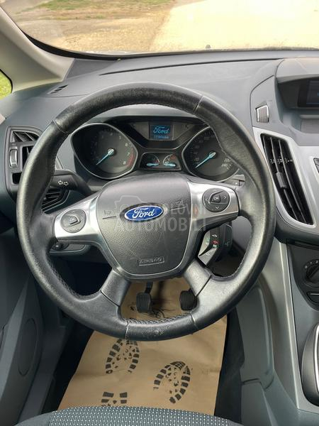 Ford C-Max 1.6 77 k w servi sna