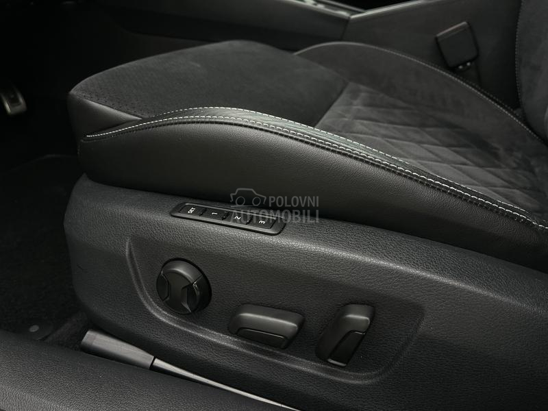 Škoda Superb SPORTLINE 4x4 DSG CH