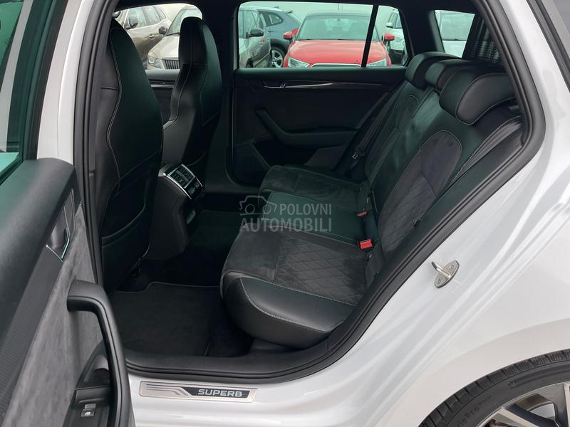 Škoda Superb SPORTLINE 4x4 DSG CH