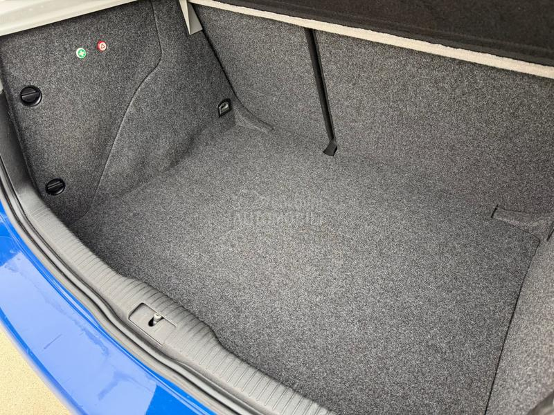 Volkswagen Golf 4 2.3 V5 CH