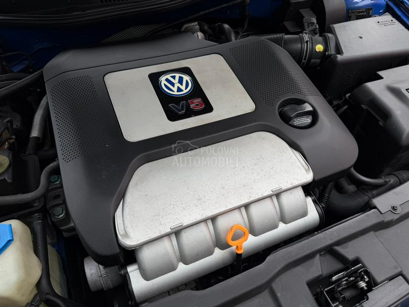 Volkswagen Golf 4 2.3 V5 CH