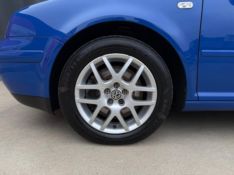 Volkswagen Golf 4 2.3 V5 CH
