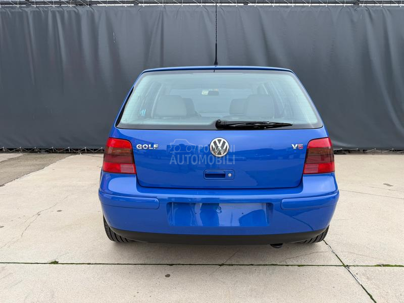 Volkswagen Golf 4 2.3 V5 CH