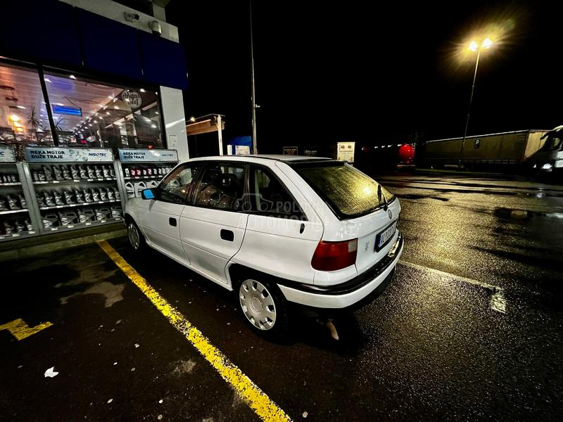 Opel Astra F 1.4