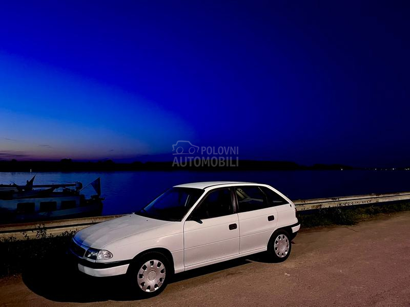 Opel Astra F 1.4