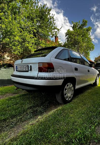 Opel Astra F 1.4