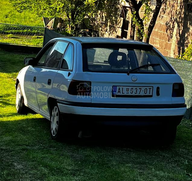 Opel Astra F 1.4