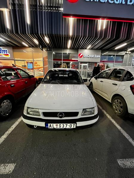 Opel Astra F 1.4
