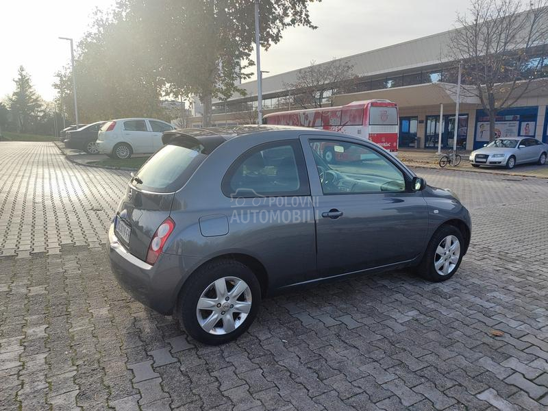 Nissan Micra 