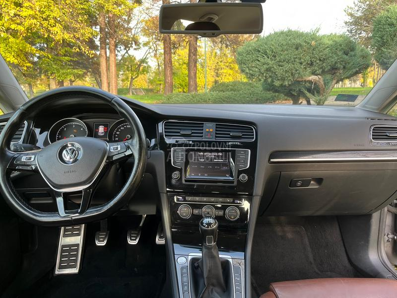 Volkswagen Golf 7 4motion CARAT