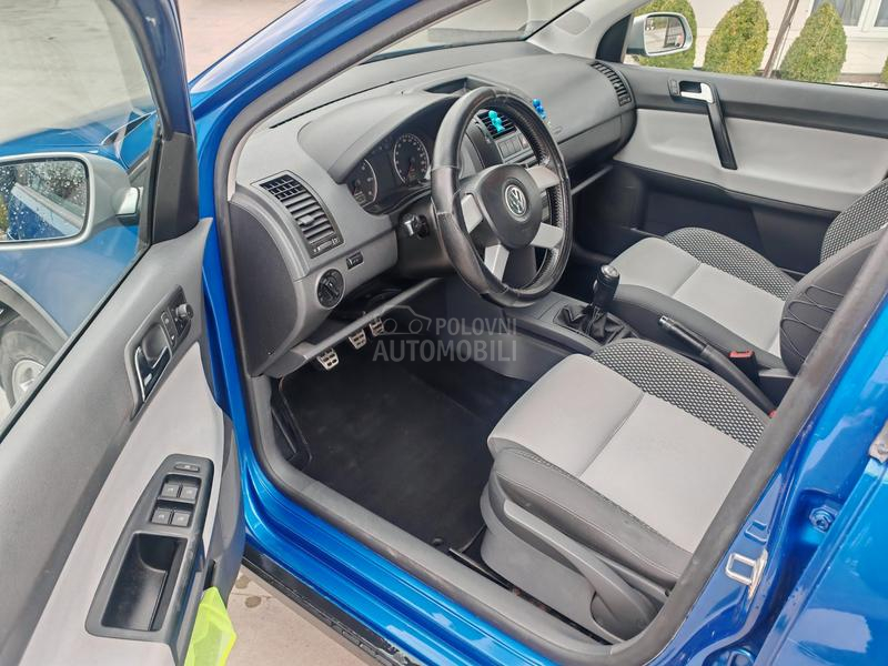 Volkswagen Polo 1.6 Cross