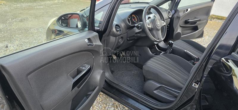Opel Corsa D 1.3jtdm t.o.p