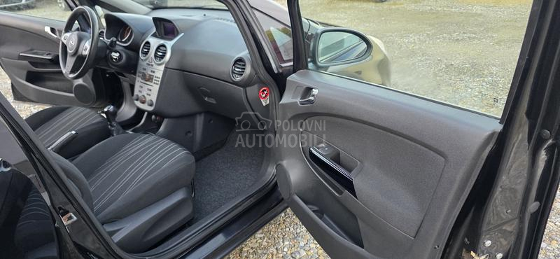 Opel Corsa D 1.3jtdm t.o.p