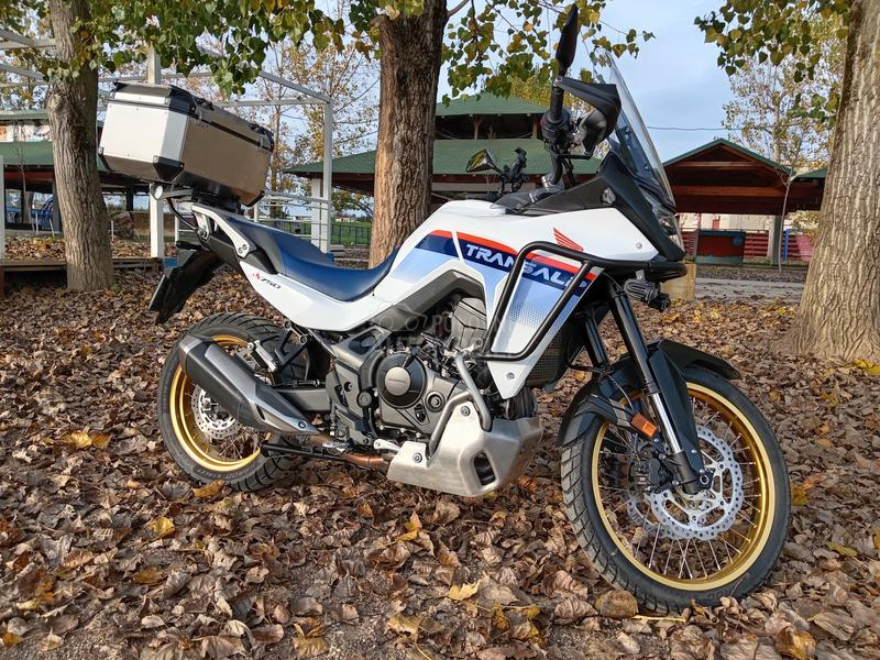 Honda Transalp 750