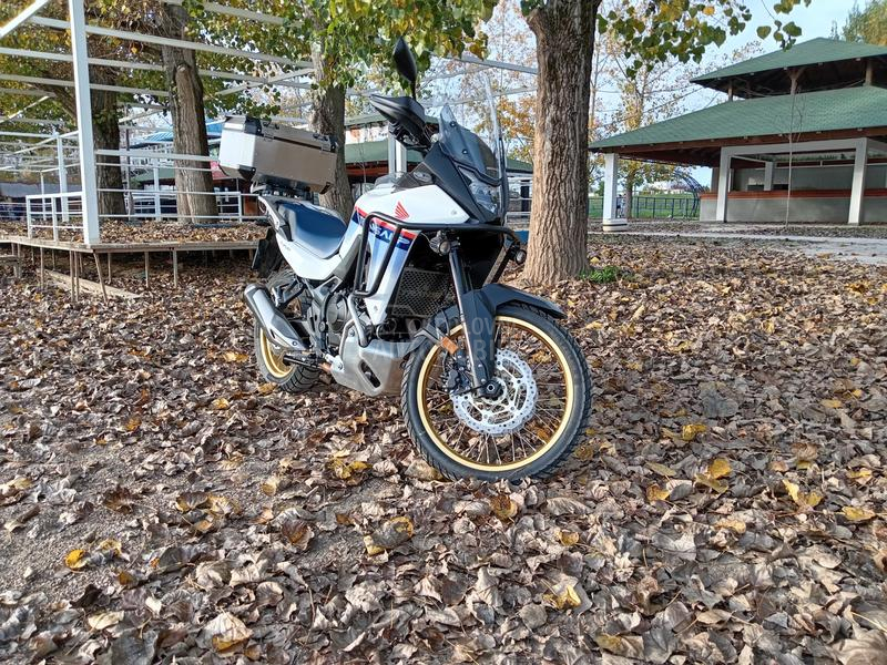 Honda Transalp 750