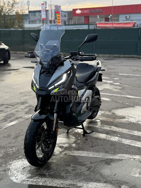 Honda xadv