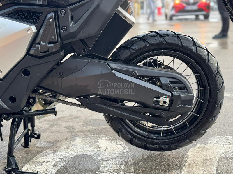 Honda xadv