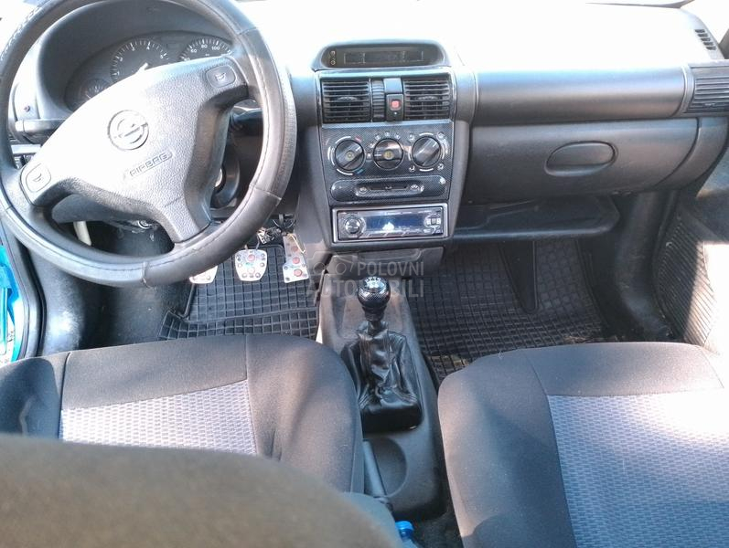 Opel Corsa B 